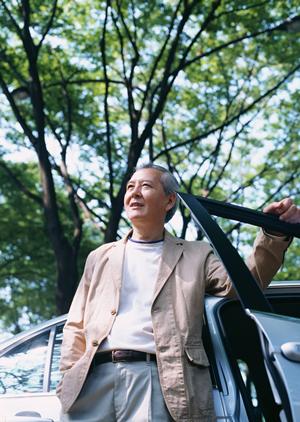 沖縄で運営している格安レンタカーの紹介です